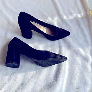 New Kelly & Katie Rosewell.
Size: 9
Color: Black